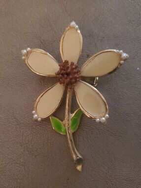 Cream Enamel Flower Brooch with Green Leaves and Pearl Accents